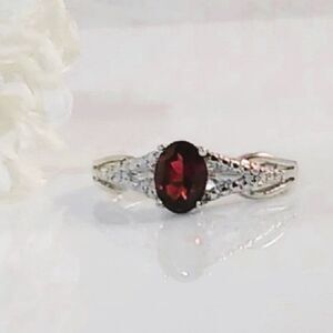 Garnet Ring 1.0 Carat Size 6-1/4